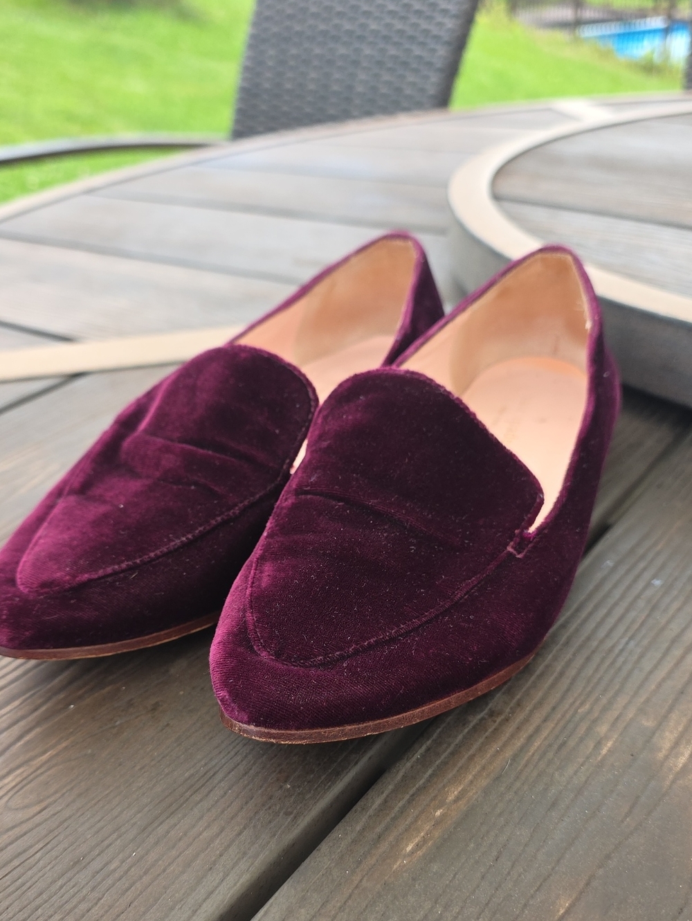 Women's Velvet Loafer - Burgundy